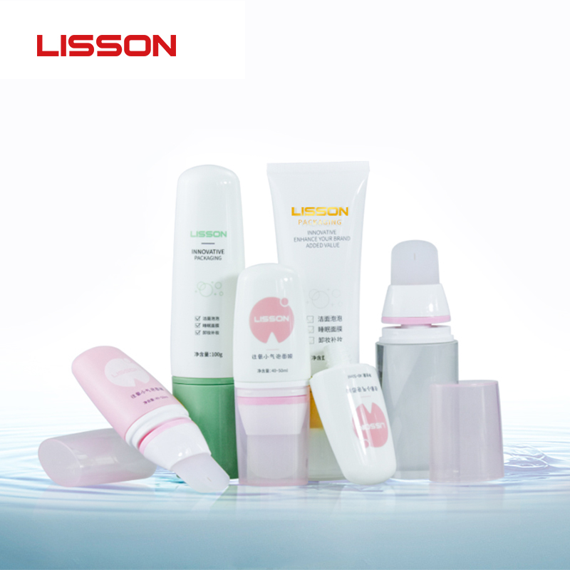Silicone tip squeeze tube