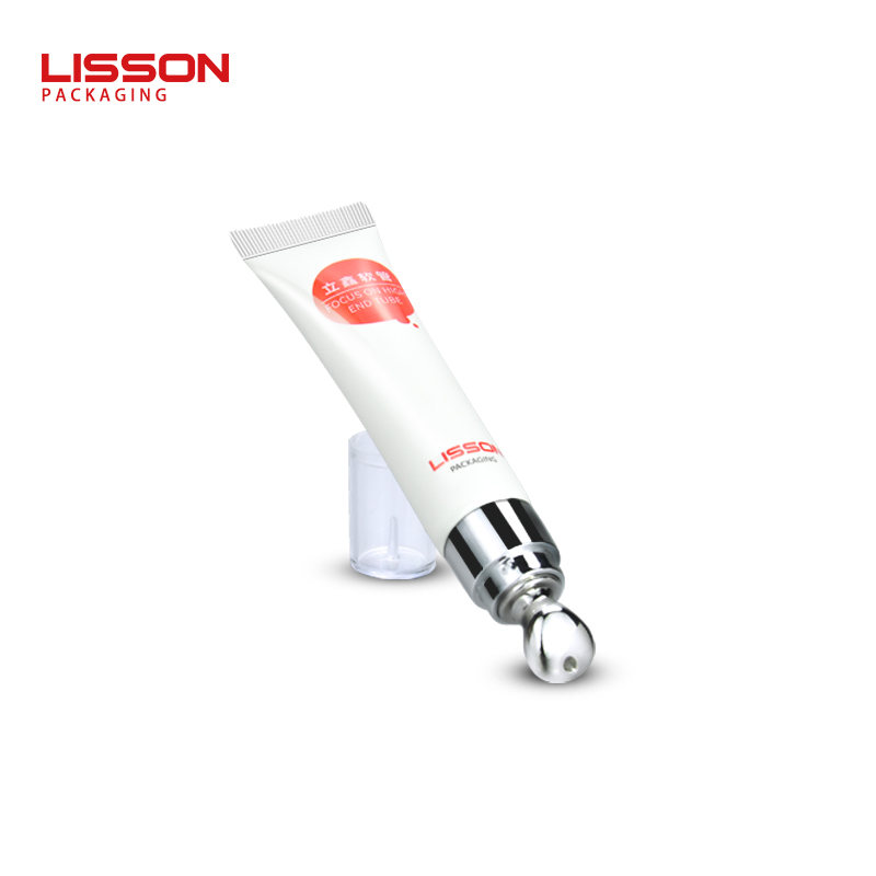 Love Shape Applicator for Eye Essence Tubes